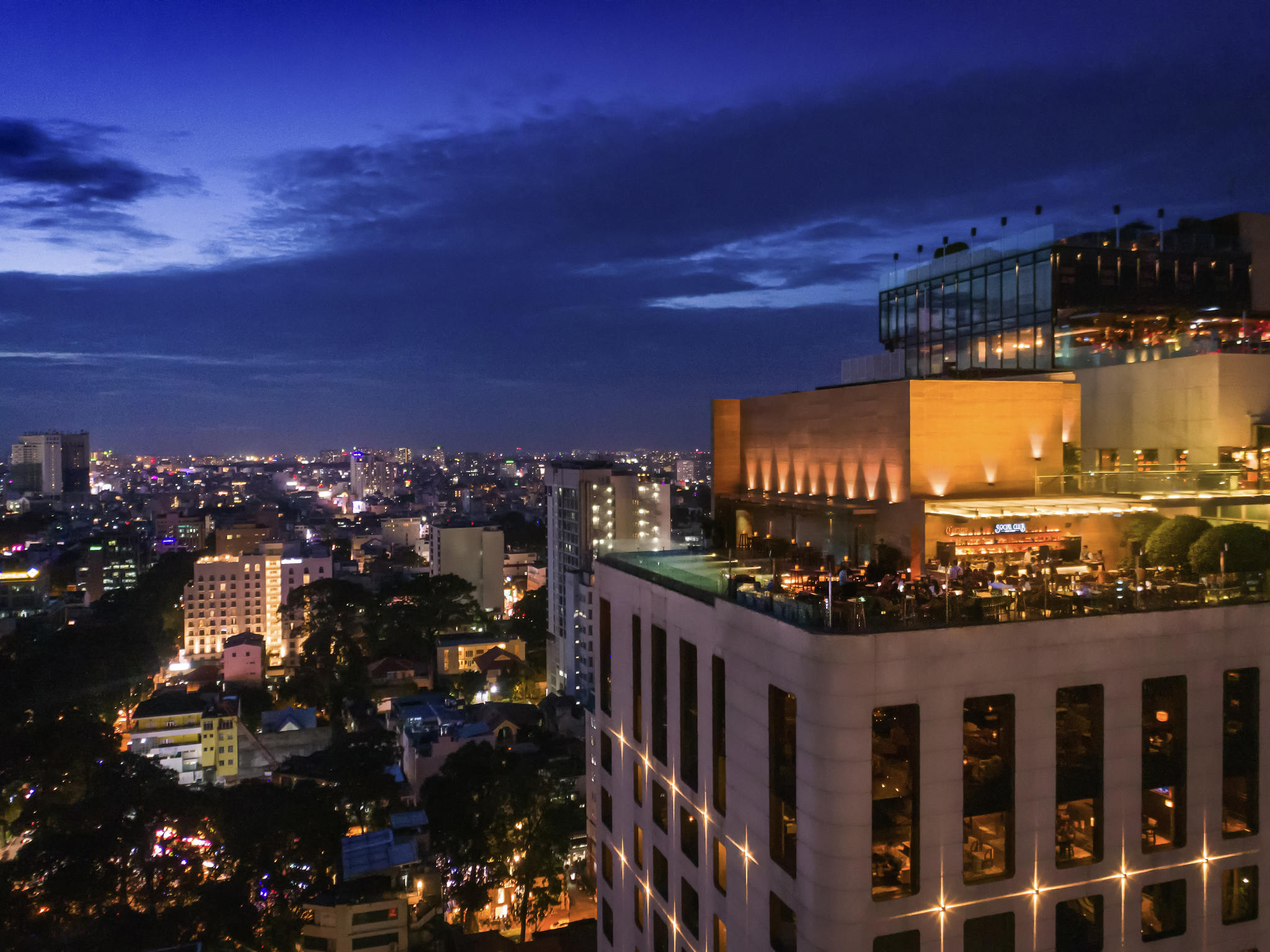 Hotel Des Arts Saigon Image
